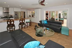 7020 Mango Ave S, Saint Petersburg, FL 33707 - Photo 21