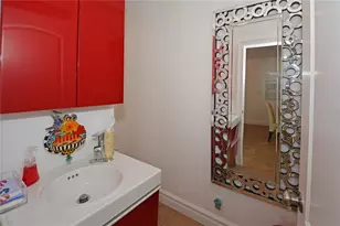 7020 Mango Ave S, Saint Petersburg, FL 33707 - Photo 23