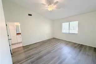 3460 Countryside Blvd, Clearwater, FL 33761 - Photo 9