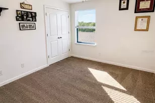 5689 Elsinore Way, Lakeland, FL 33805 - Photo 17