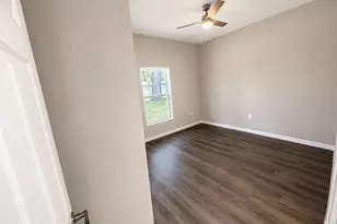 5012 Finders Ct, Tampa, FL 33617 - Photo 11
