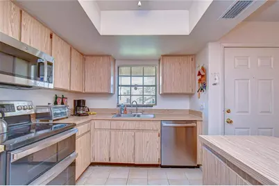 4008 Ashford Green Place #F204, Tampa, FL 33613 - Photo 7