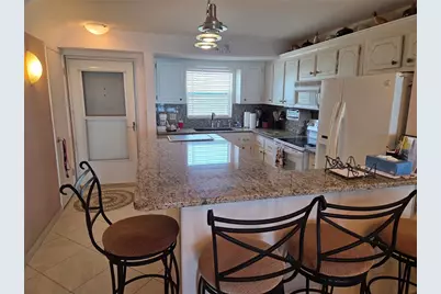 9 Haig Place #405, Dunedin, FL 34698 - Photo 5
