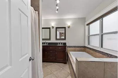 1715 S Hubert Avenue, Tampa, FL 33629 - Photo 25