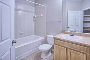 10019 Courtney Palms Blvd, Tampa, FL 33619 - Photo 15