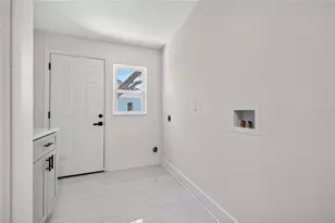 4346 Marine Pkwy, New Port Richey, FL 34652 - Photo 25