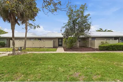11562 W Bayshore Drive, Crystal River, FL 34429 - Photo 3