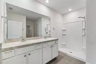 35525 Stella Vast Dr, Zephyrhills, FL 33541 - Photo 37
