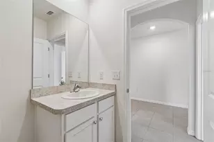 35525 Stella Vast Dr, Zephyrhills, FL 33541 - Photo 11