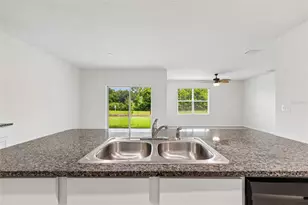 35525 Stella Vast Dr, Zephyrhills, FL 33541 - Photo 25