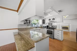 1405 Seffner Valrico Rd, Seffner, FL 33584 - Photo 11