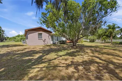 1405 Seffner Valrico Road, Seffner, FL 33584 - Photo 27