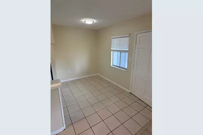 2099 Kings Hwy #1, Clearwater, FL 33764 - Photo 5