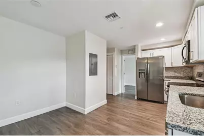 650 E Tarpon Avenue #C1, Tarpon Springs, FL 34689 - Photo 5