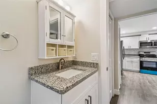 650 E Tarpon Ave, Tarpon Springs, FL 34689 - Photo 37