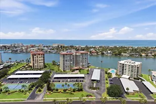 736 Island Way, Clearwater Beach, FL 33767 - Photo 63