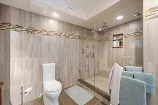 736 Island Way, Clearwater Beach, FL 33767 - Photo 51
