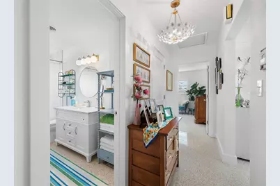 560 79th Street S, Saint Petersburg, FL 33707 - Photo 35