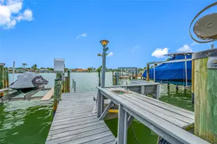 560 79th St S, Saint Petersburg, FL 33707 - Photo 55