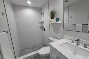5750 80th Street N, Saint Petersburg, FL 33709 - Photo 57