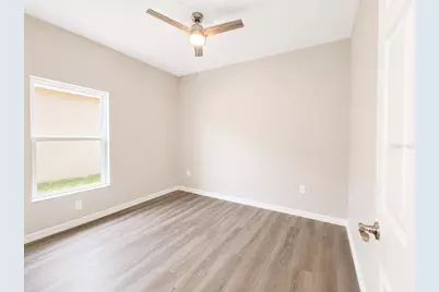 5028 Finders Court, Tampa, FL 33617 - Photo 13
