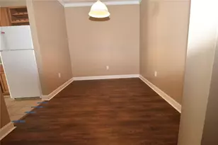 18501 Bridle Club Dr, Tampa, FL 33647 - Photo 5
