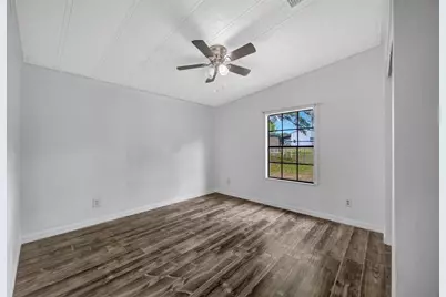 19115 Adirondack Terrace, Dade City, FL 33523 - Photo 15