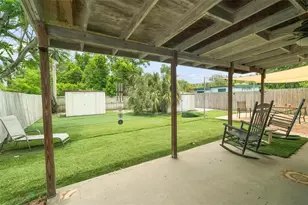 6250 5th Ave S, Saint Petersburg, FL 33707 - Photo 21