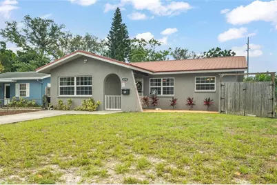 6250 5th Avenue S, Saint Petersburg, FL 33707 - Photo 1