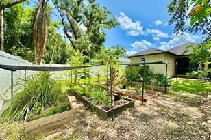 8424 N Packwood Ave, Tampa, FL 33604 - Photo 37