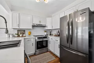 6655 Cape Sable Way NE, Saint Petersburg, FL 33702 - Photo 17