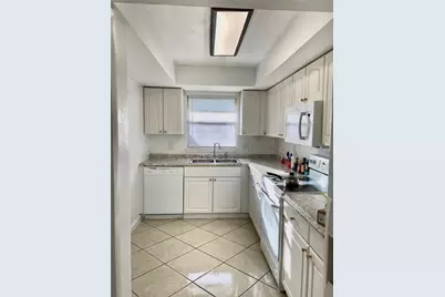 3319 Sherwood Drive, Largo, FL 33771 - Photo 7