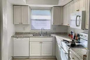 3319 Sherwood Dr, Largo, FL 33771 - Photo 7