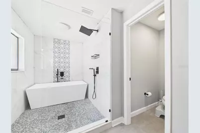 15018 Redcliff Drive, Tampa, FL 33625 - Photo 11