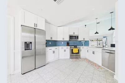 15018 Redcliff Drive, Tampa, FL 33625 - Photo 5