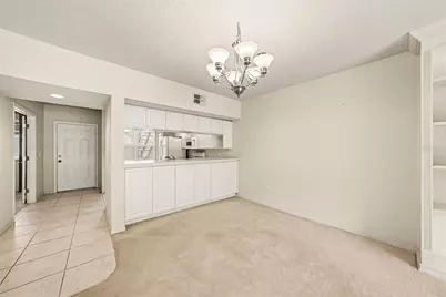 1400 Water View Drive W #102, Largo, FL 33771 - Photo 9