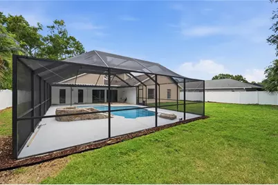 14207 Ashburn Place, Tampa, FL 33624 - Photo 5