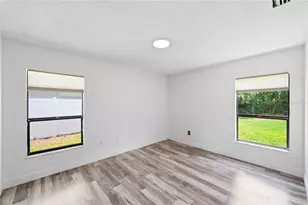 14207 Ashburn Pl, Tampa, FL 33624 - Photo 39