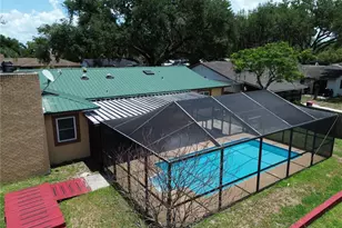 912 Shangri La Dr, Seffner, FL 33584 - Photo 51