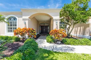690 Weathersfield Dr, Dunedin, FL 34698 - Photo 3
