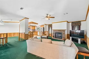 37647 Newal Ave, Zephyrhills, FL 33542 - Photo 13