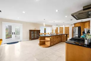 410 Montrose Ave, Temple Terrace, FL 33617 - Photo 17