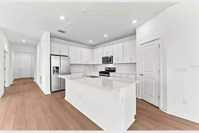 33335 Herds Hallow Way, Wesley Chapel, FL 33545 - Photo 3