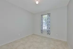 401 Britton Shores Ct, Ruskin, FL 33570 - Photo 25