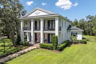 16301 Dunlindale Dr, Lithia, FL 33547 - Photo 1