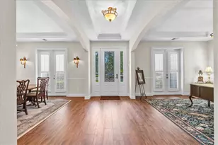 16301 Dunlindale Dr, Lithia, FL 33547 - Photo 3