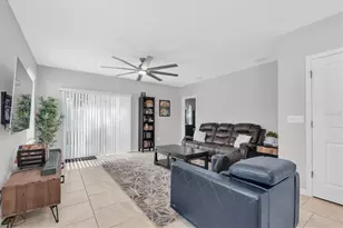 8867 Prairie Creek Dr, Trinity, FL 34655 - Photo 5