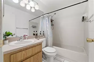 1723 Tarah Trace Dr, Brandon, FL 33510 - Photo 19