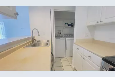 5301 40th Street N, Saint Petersburg, FL 33714 - Photo 11