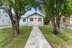 1922 23rd St S, Saint Petersburg, FL 33712 - Photo 1